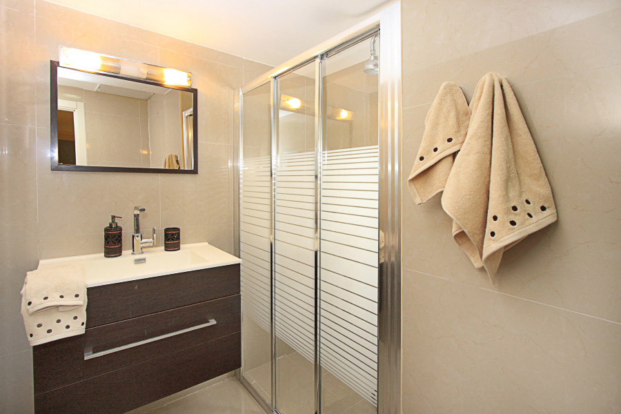 Second Bathroom with Shower