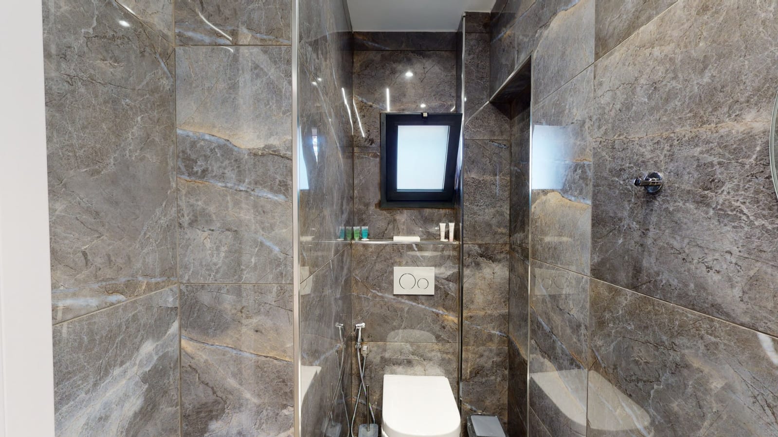 FOR RENT King Studio Apartment Apartment View Rentals of