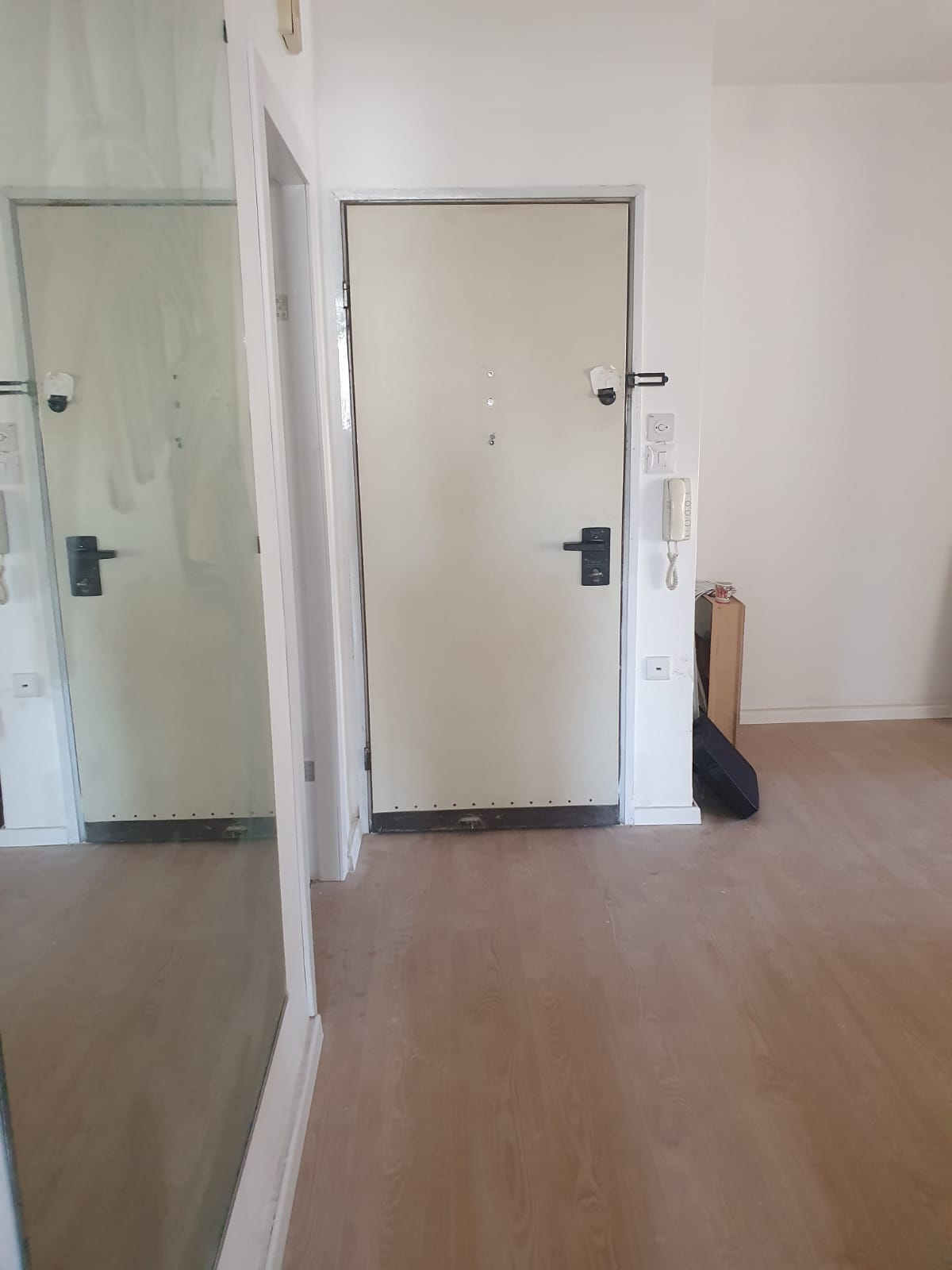 FOR SALE Wolfson Towers apt 3 bedrooms Apartment View Rentals of