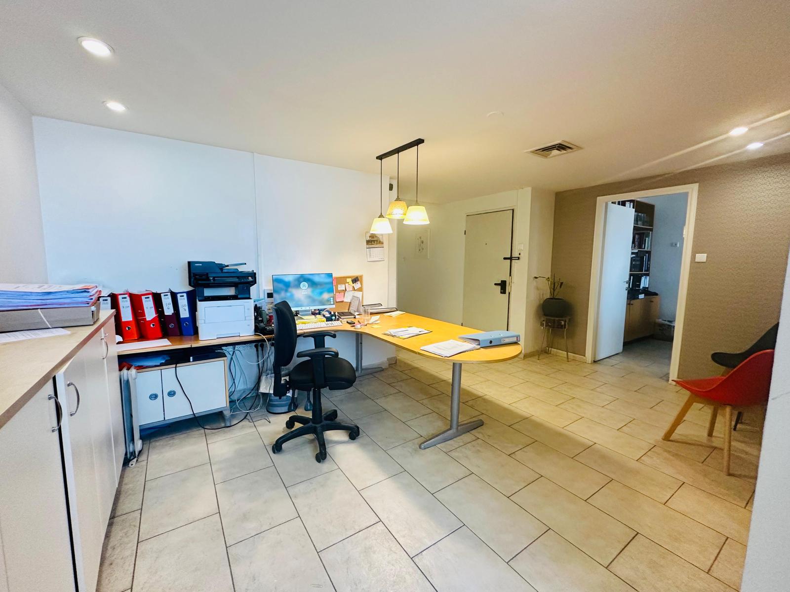 FOR SALE King 3 bedroom Apartment View Rentals of Distinction