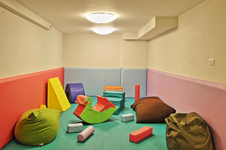 Kids Gymboree in Building Kids Gymboree in Building