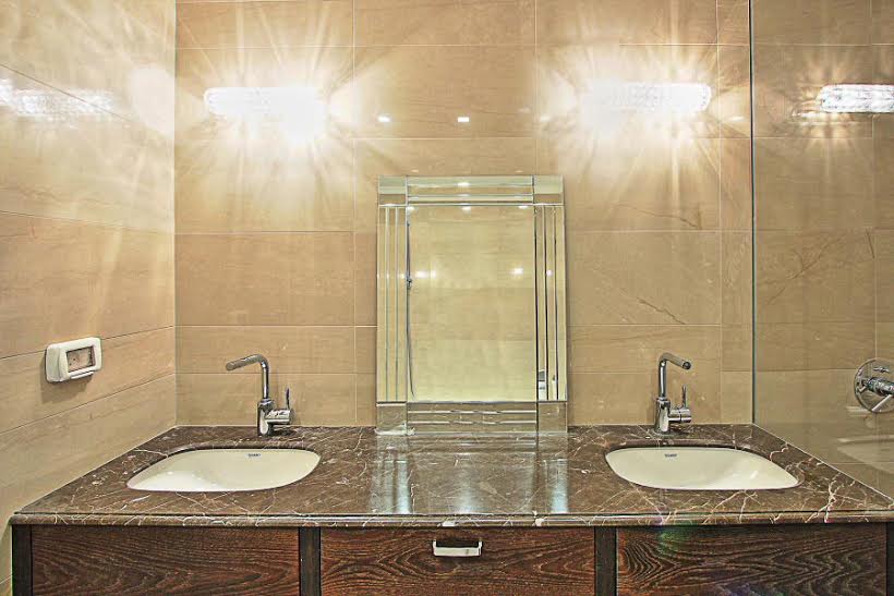 Master Bathroom with Shower Master Bathroom with Shower