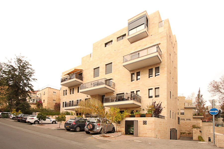 Exterior of Building with Parking Exterior of Building with Parking