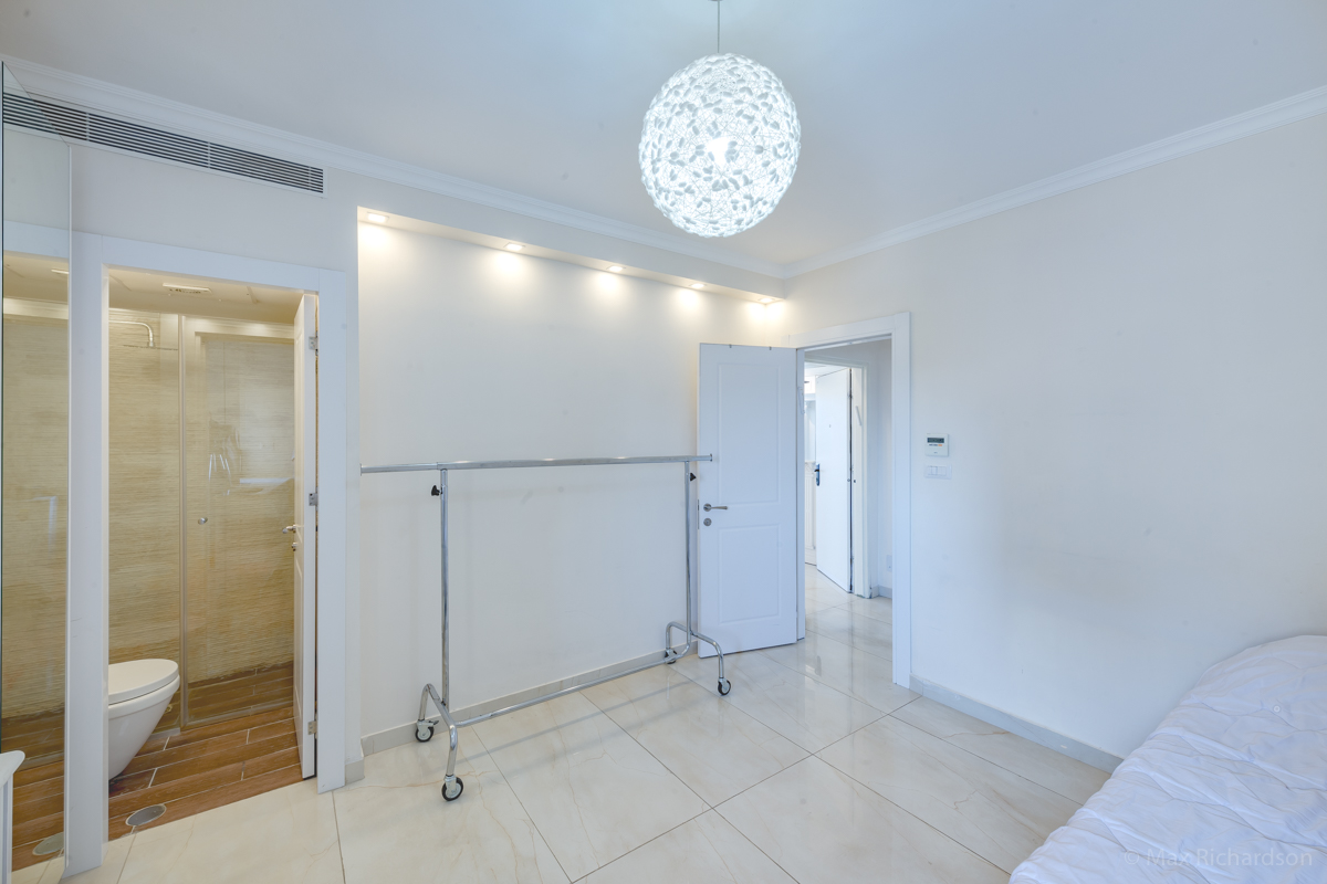 Studio Apt can be connected or rented separately 