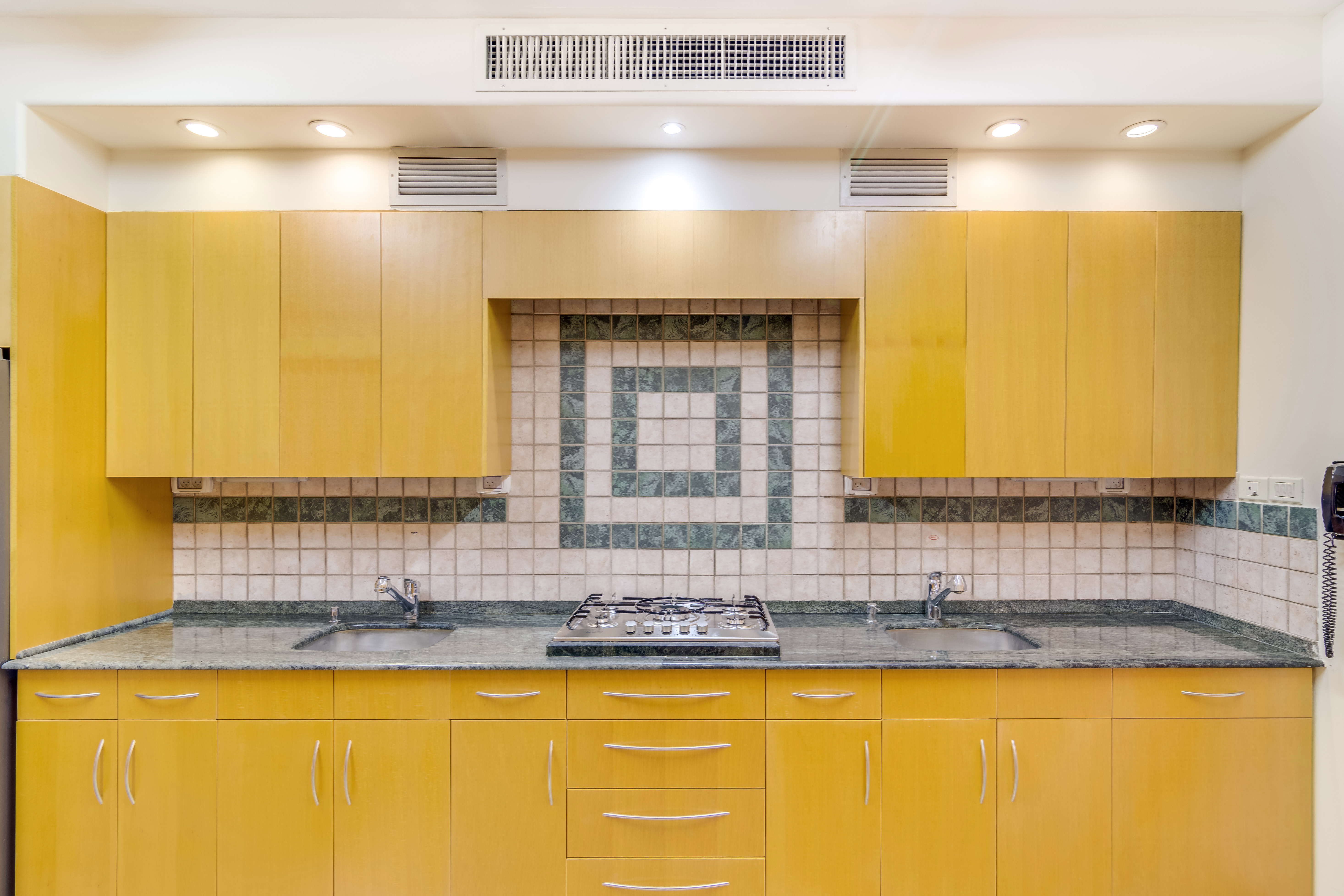 Kitchen - 2 sinks Kitchen - 2 sinks